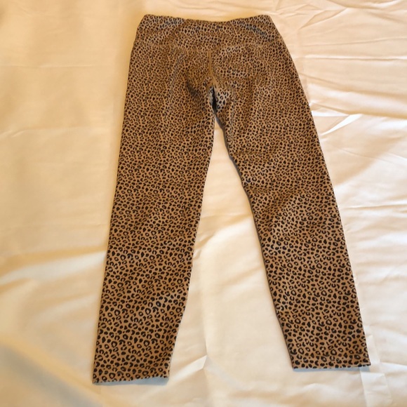 Women’s size medium Allfenix leopard hi waisted leggings - Picture 9 of 10